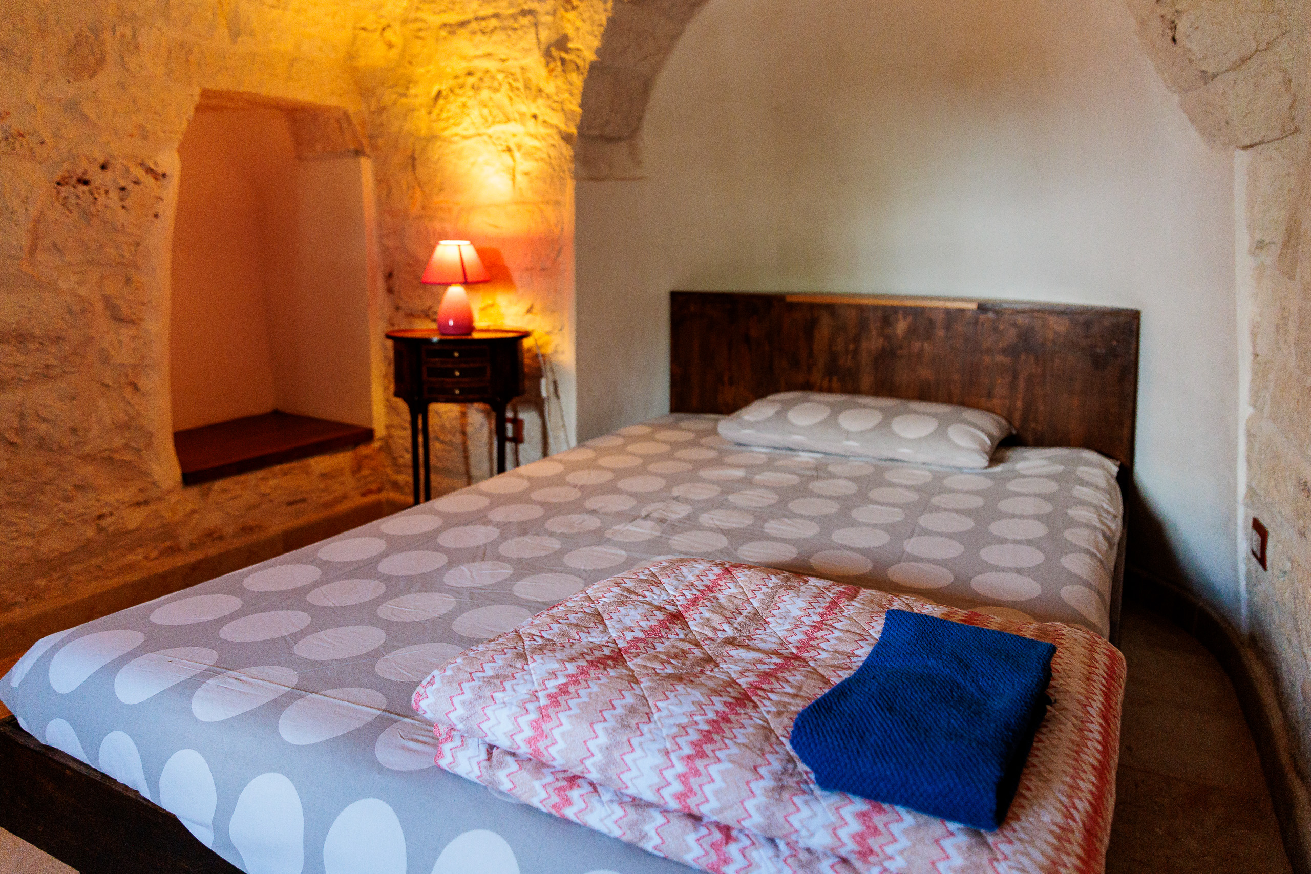 Letto Camera Trullo Casa Surya